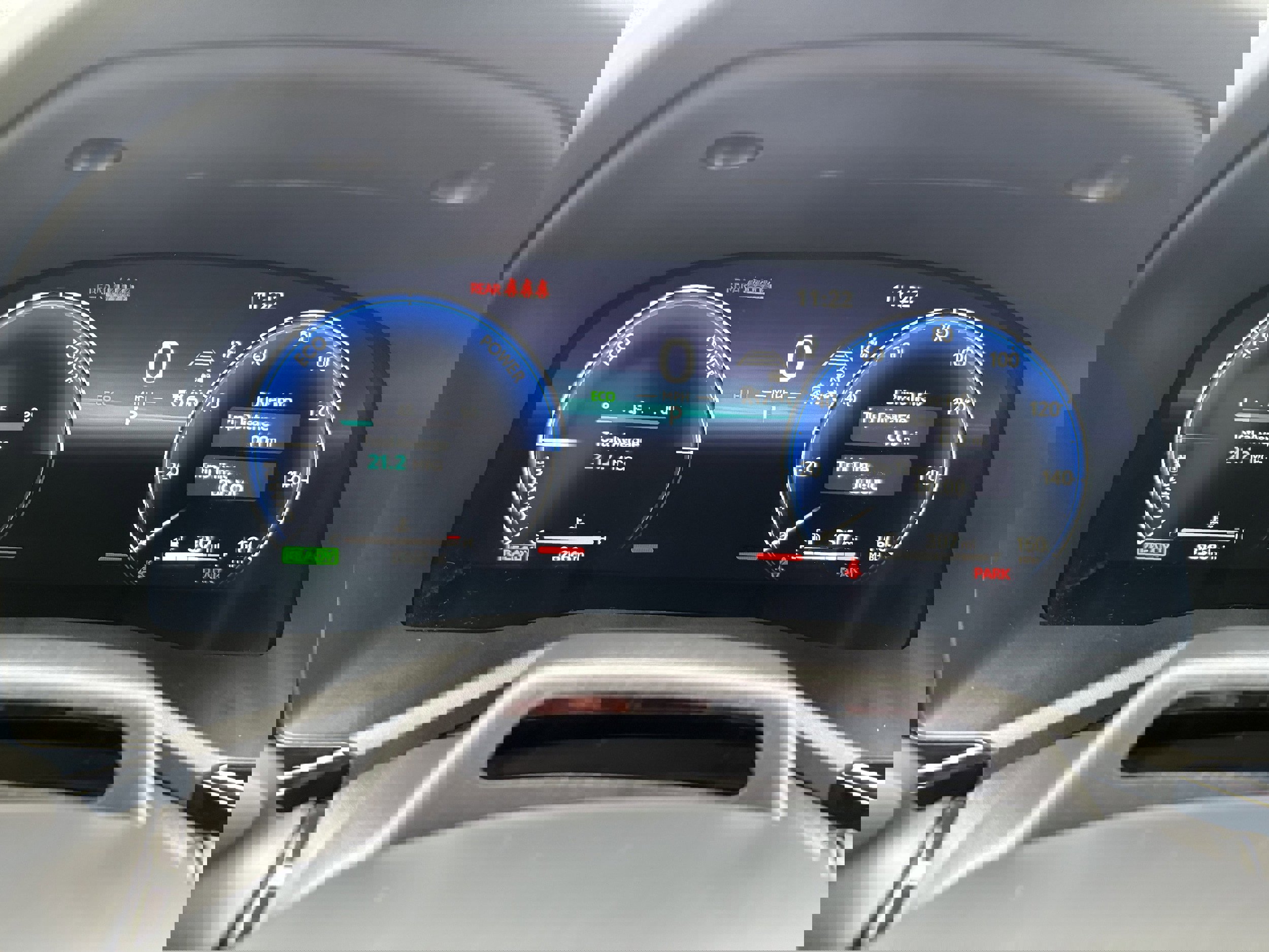 Used 2025 Toyota Camry XLE image 4