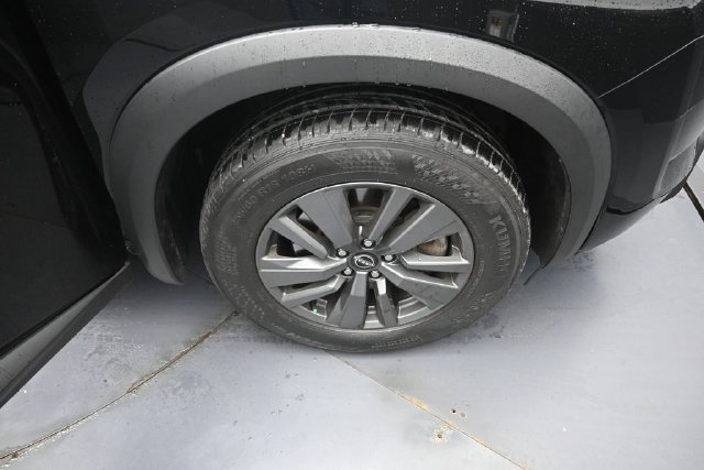 Used 2024 Nissan Pathfinder SV AWD/4WD image 33