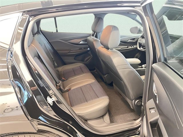 Used 2025 Buick Envista Preferred image 12