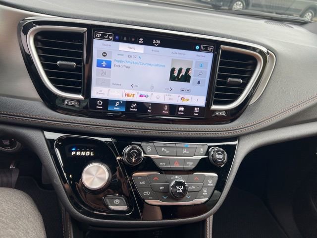 New 2026 Chrysler Pacifica Pinnacle FWD image 20