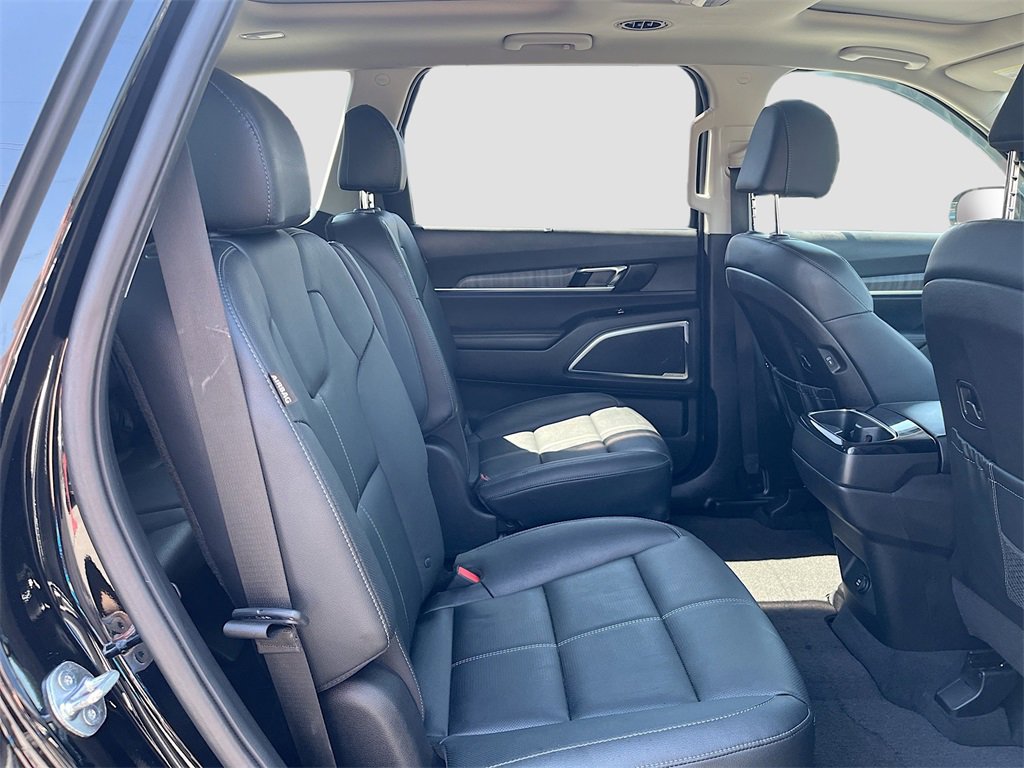 Used 2024 Kia Telluride SX w/ Towing Package image 30