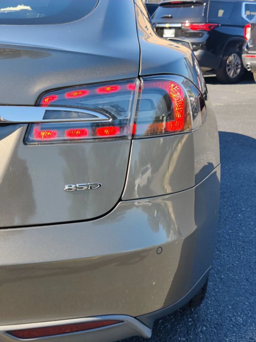 Used 2015 Tesla Model S 85D AWD/4WD image 12