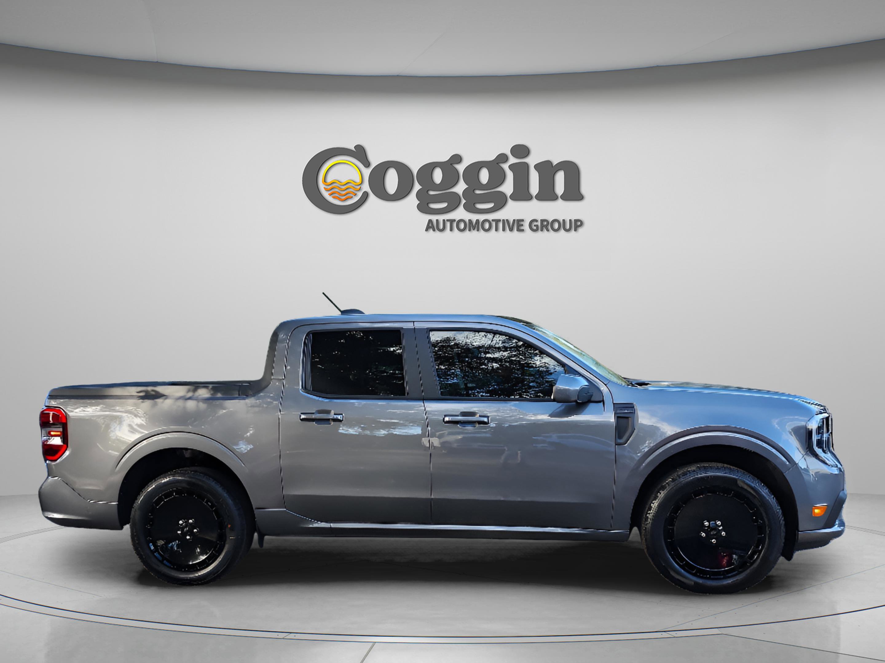 New 2026 Ford Maverick Lobo image 6