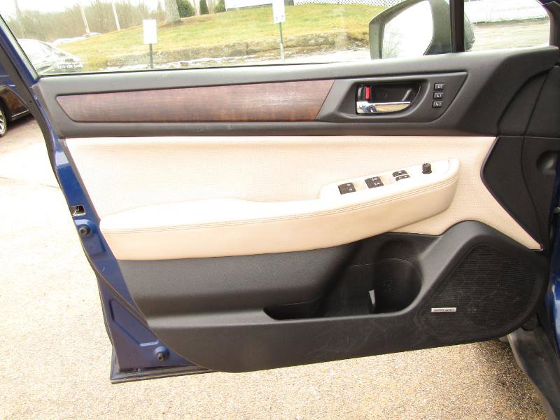 Used 2015 Subaru Outback 2.5i Limited image 27