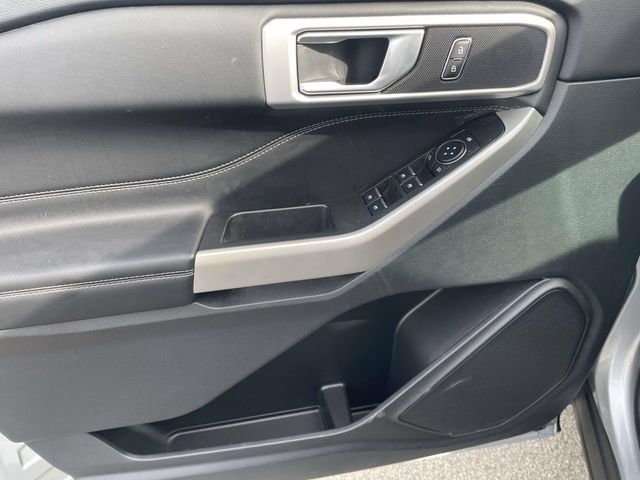 Used 2023 Ford Explorer XLT RWD image 16