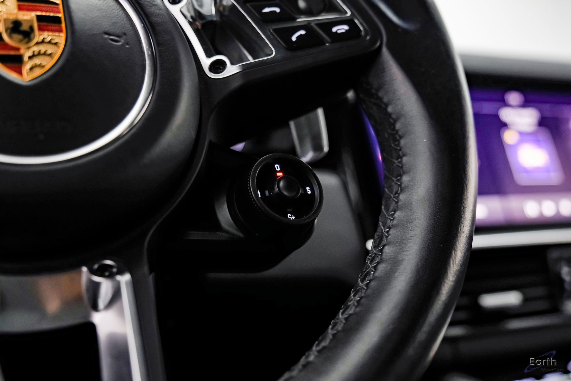 Used 2022 Porsche Cayenne Turbo image 43