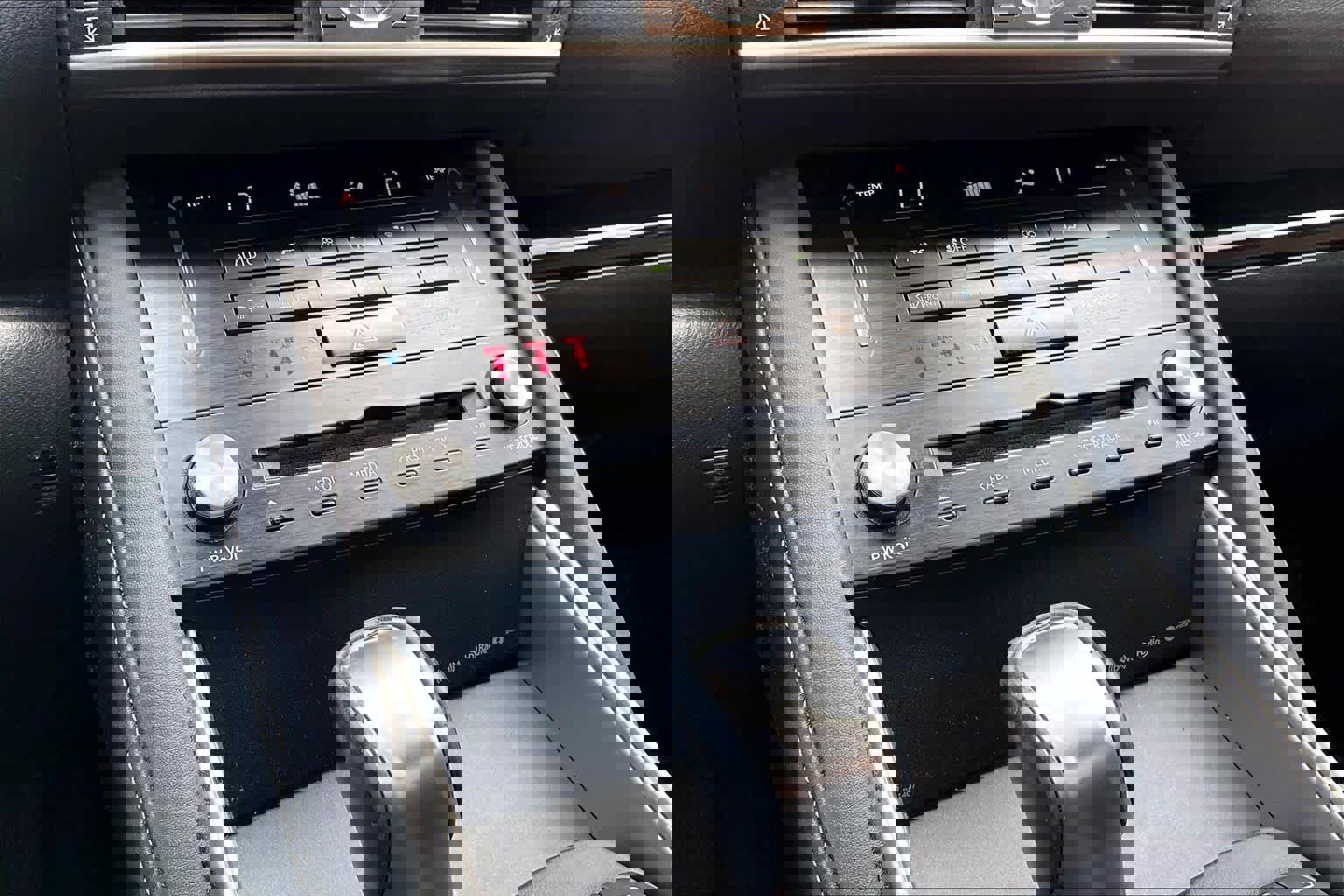 Used 2017 Lexus IS 200t RWD image 34