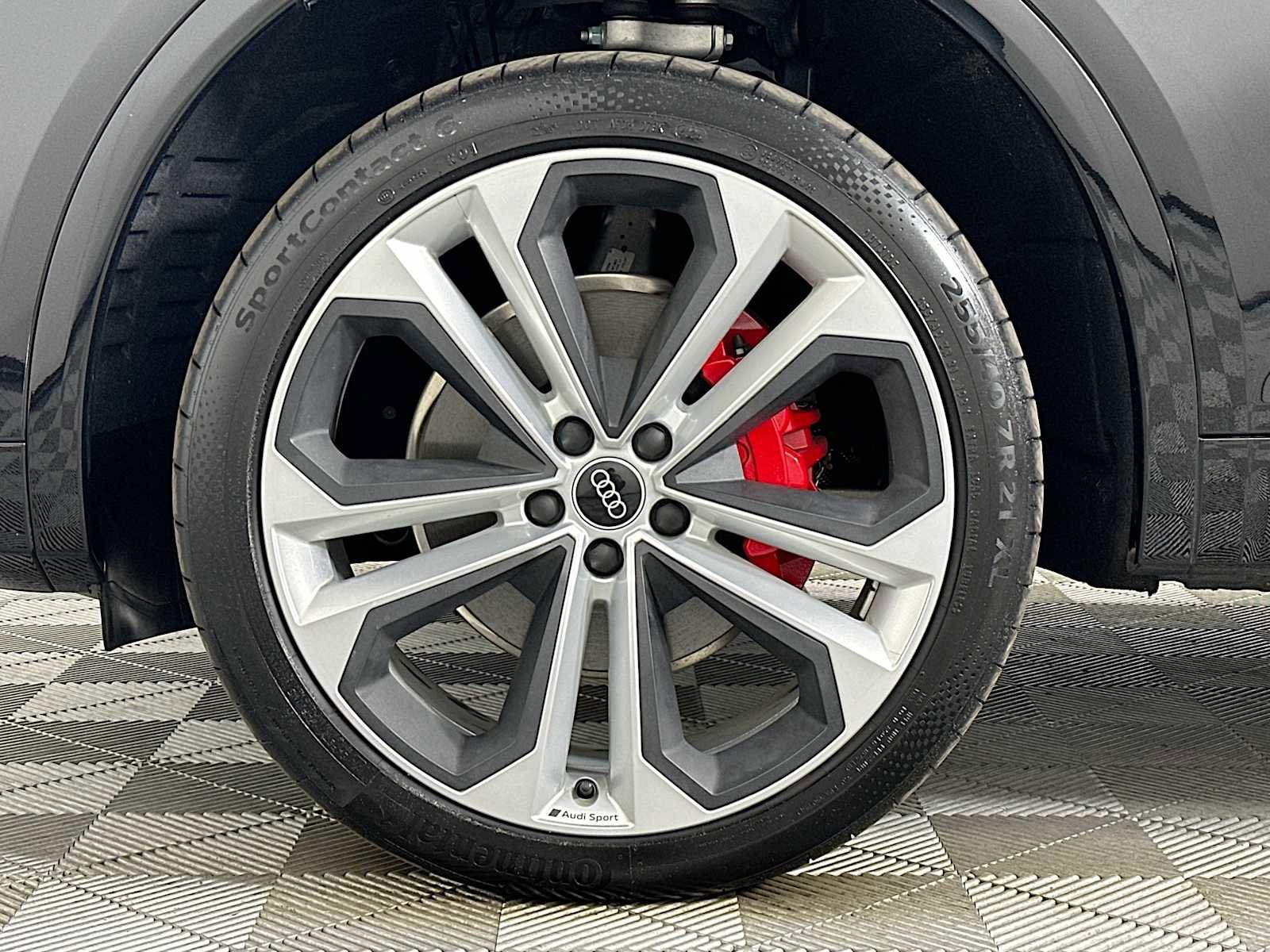 Certified 2025 Audi Q5 2.0T Premium Plus w/ Premium Plus Package image 30