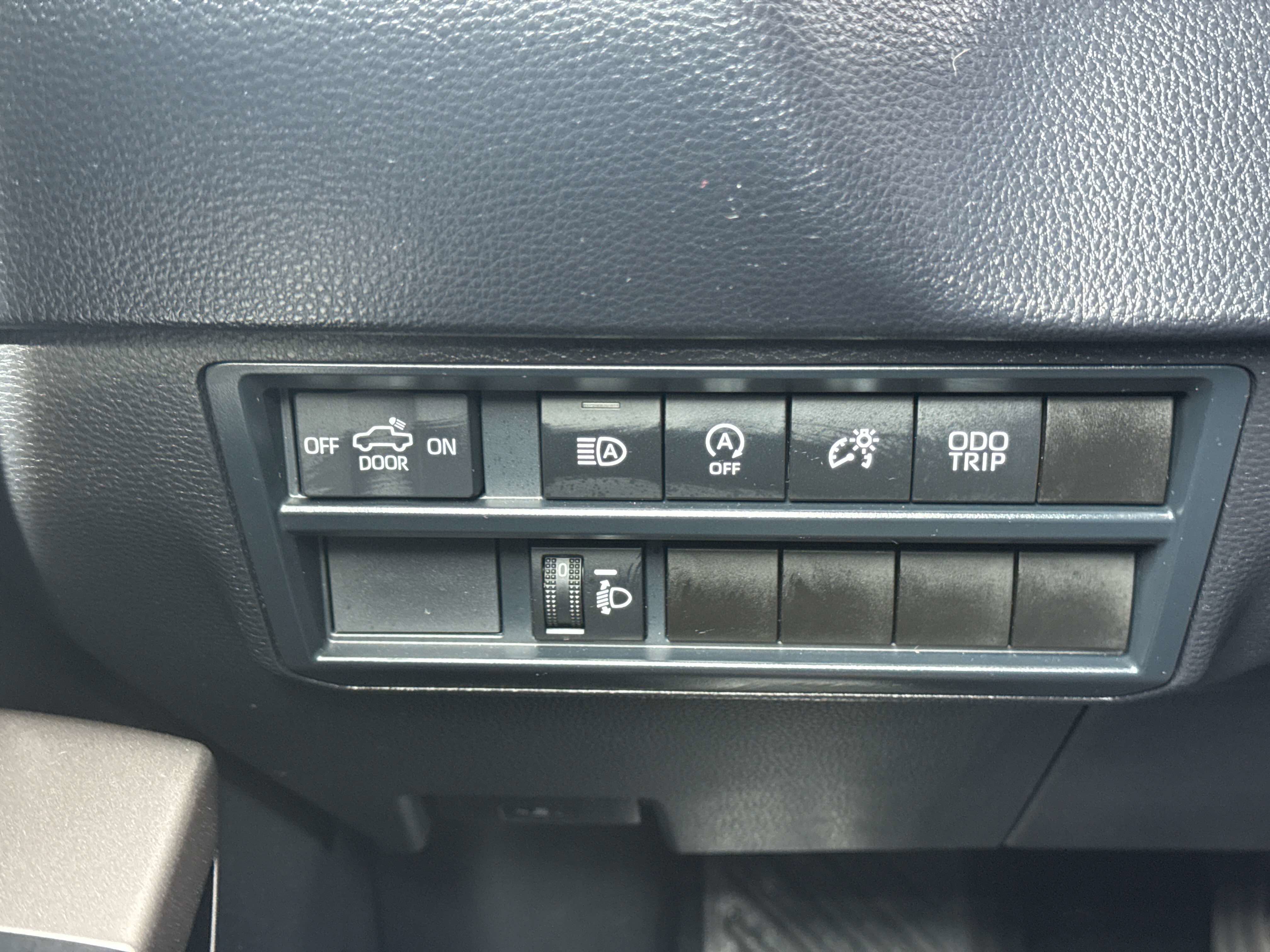 Used 2025 Toyota Tundra SR5 image 29