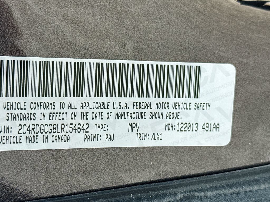 Used 2020 Dodge Grand Caravan SXT FWD image 34