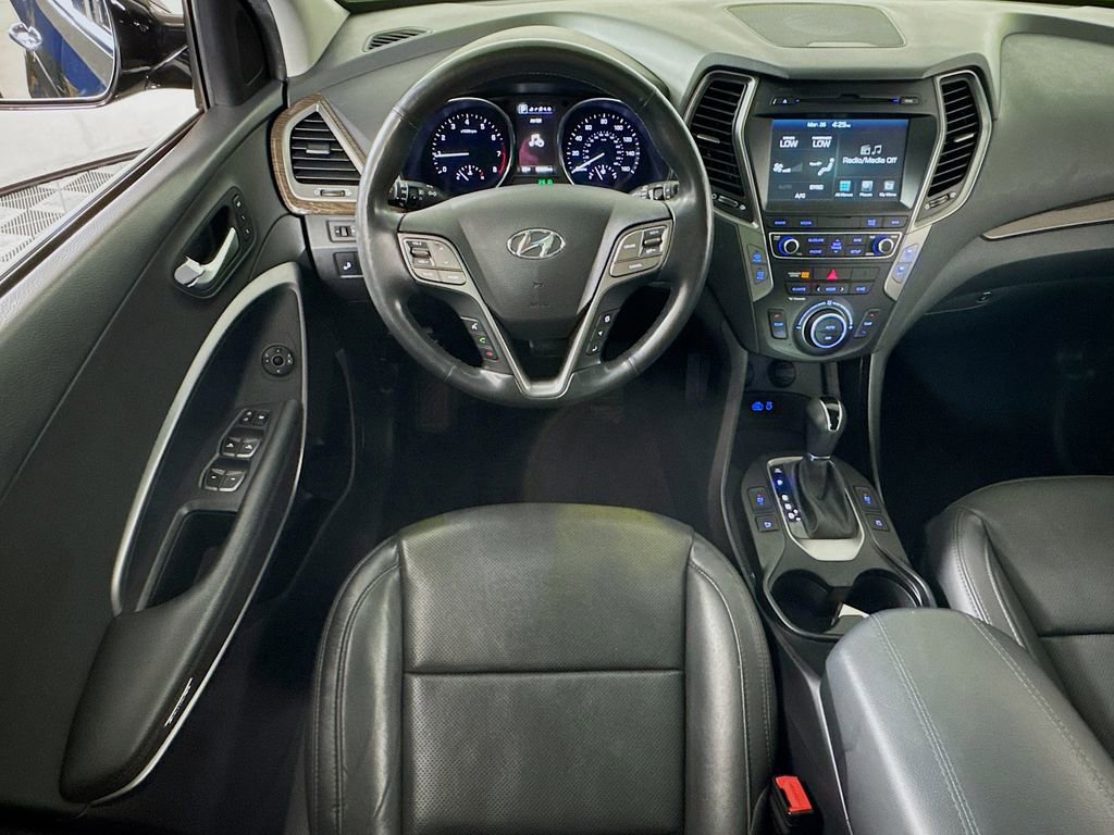 Used 2017 Hyundai Santa Fe Sport image 23