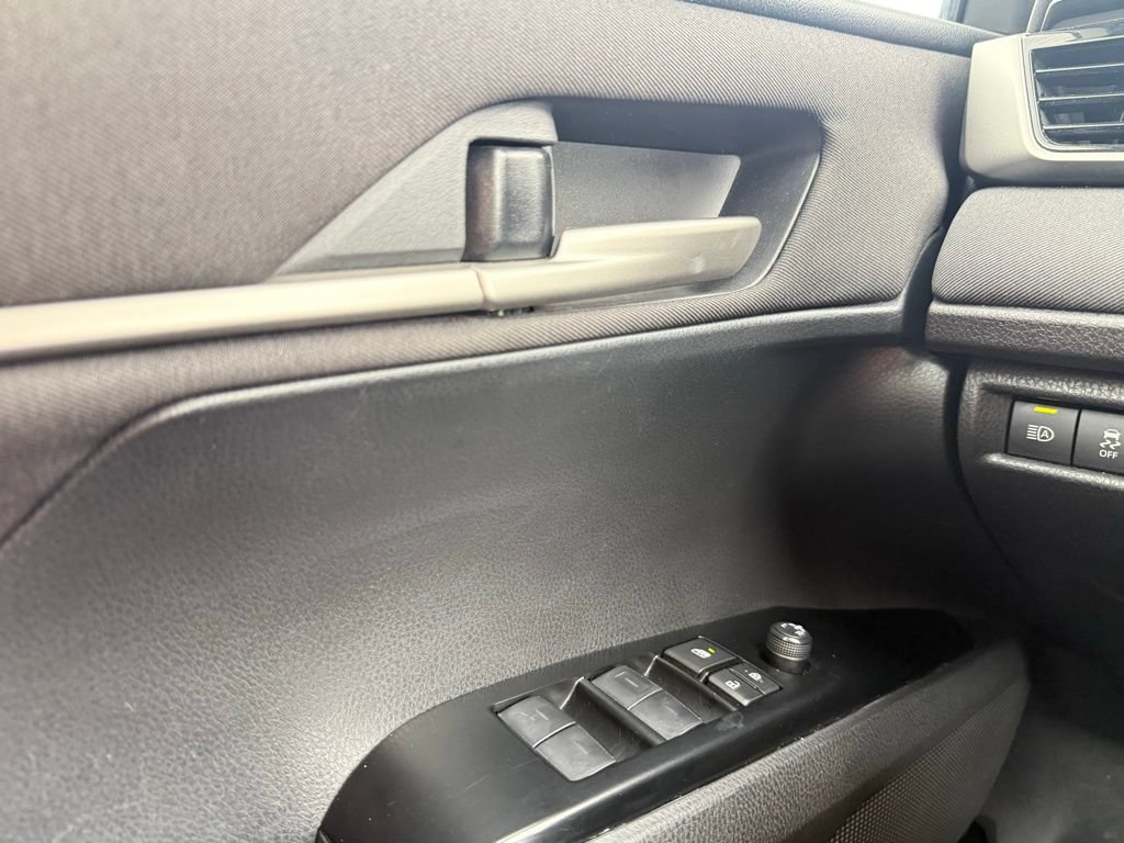Used 2025 Toyota Camry LE FWD image 11