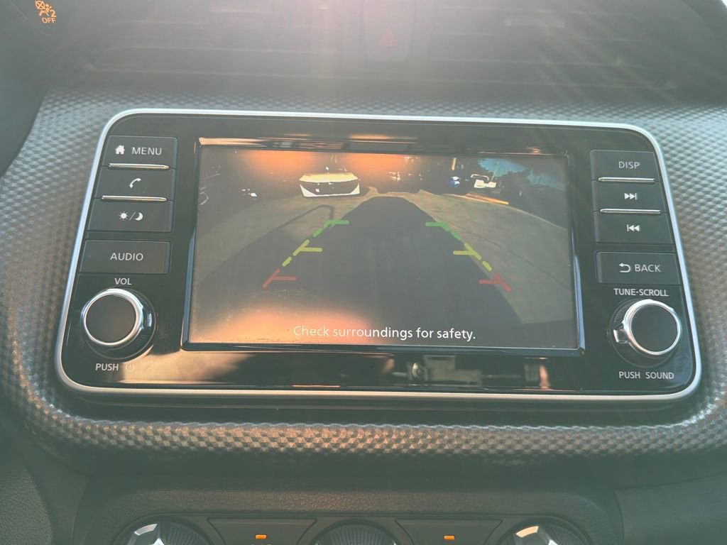 Used 2020 Nissan Kicks S image 24