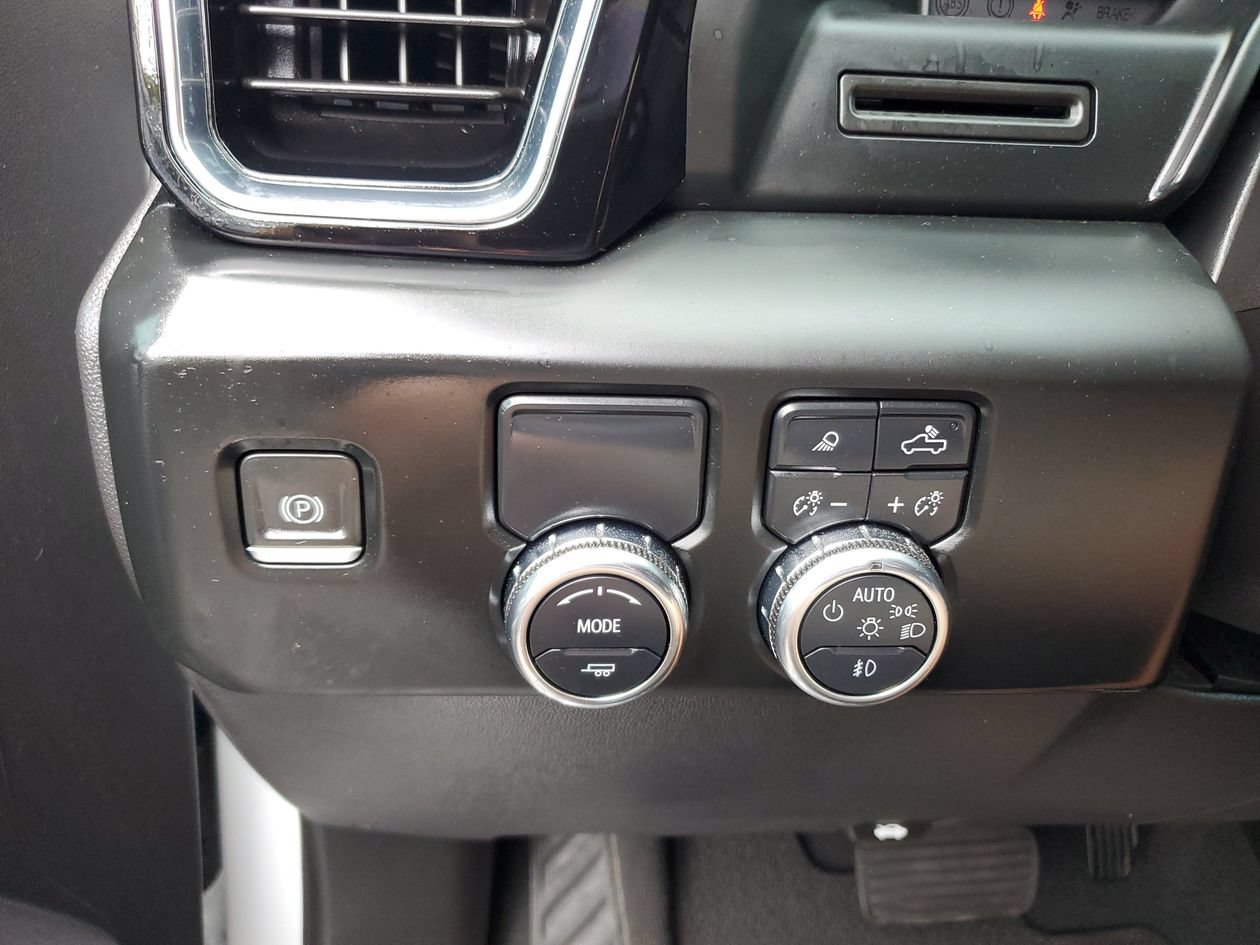 Used 2024 GMC Sierra 1500 Denali RWD image 30