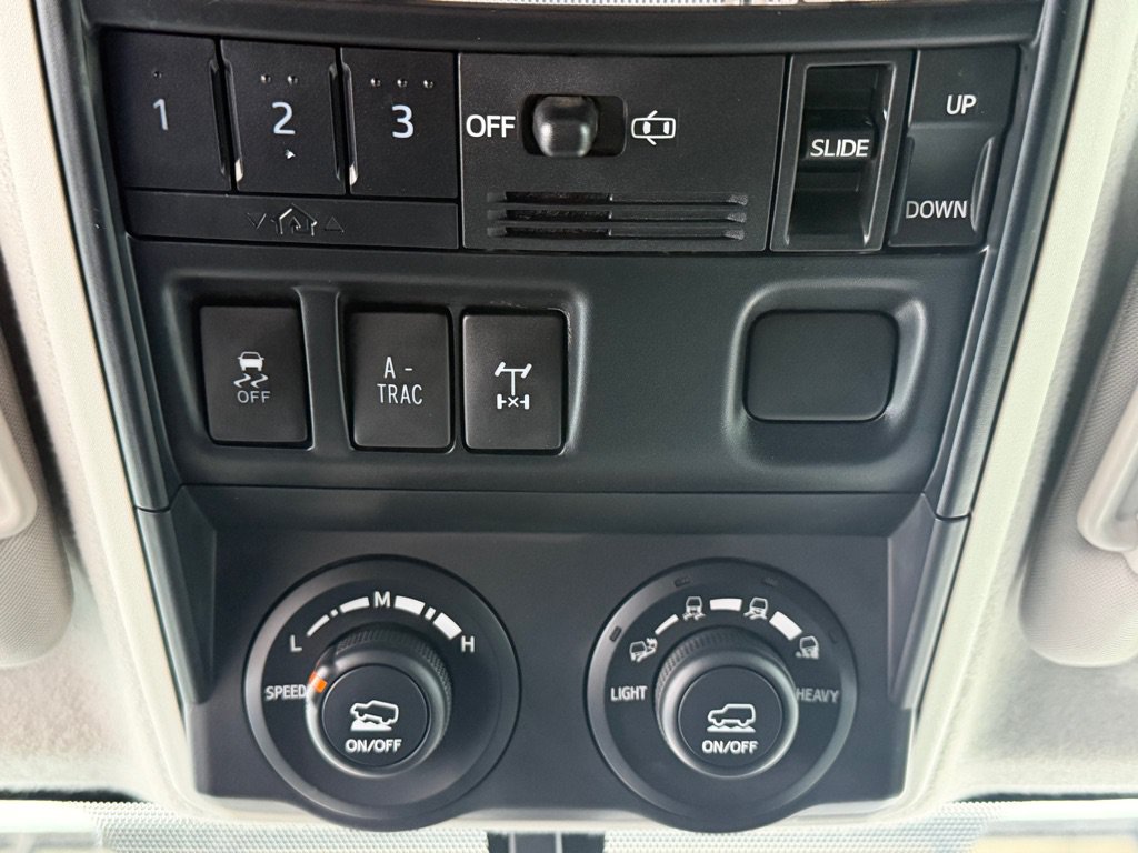 Used 2016 Toyota 4Runner Trail Premium AWD/4WD image 16