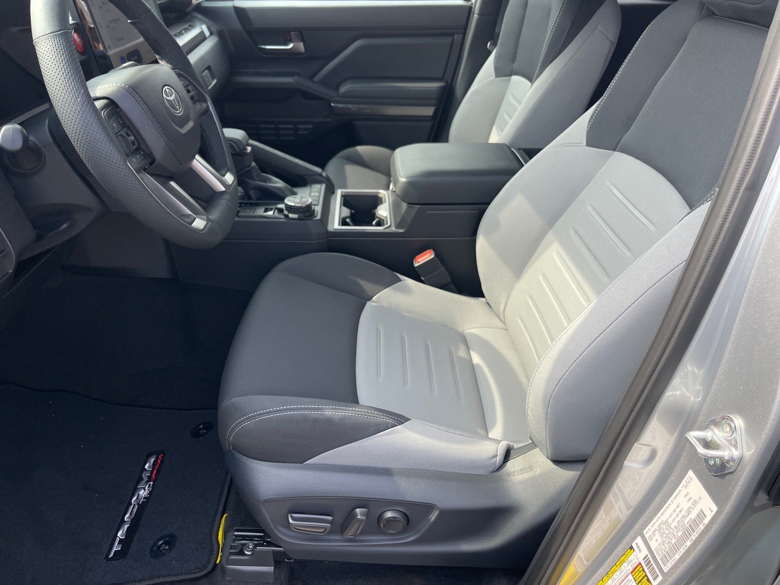 New 2026 Toyota Tacoma TRD Off-Road AWD/4WD image 9
