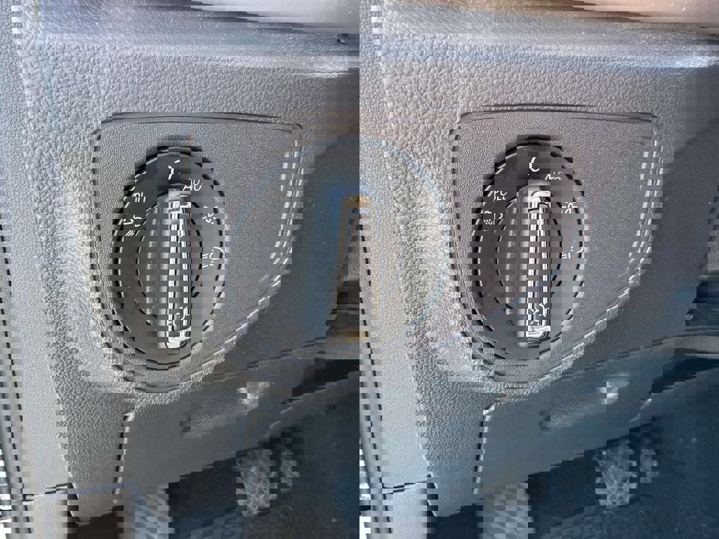 Used 2022 Volkswagen Atlas SEL AWD/4WD image 24