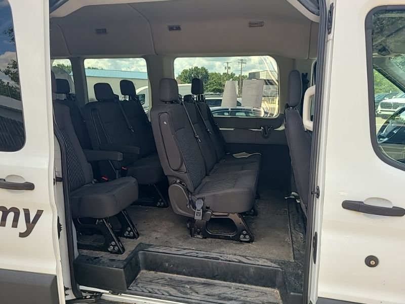 Used 2018 Ford Transit 350 XLT RWD image 5