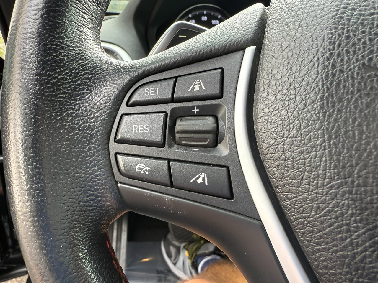 Used 2019 BMW 230i xDrive 230i xDrive Convertible w/ Premium Package image 30