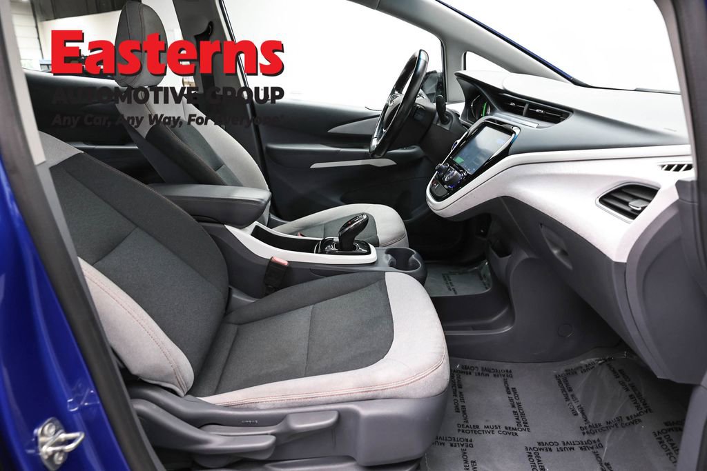Used 2020 Chevrolet Bolt LT FWD image 23