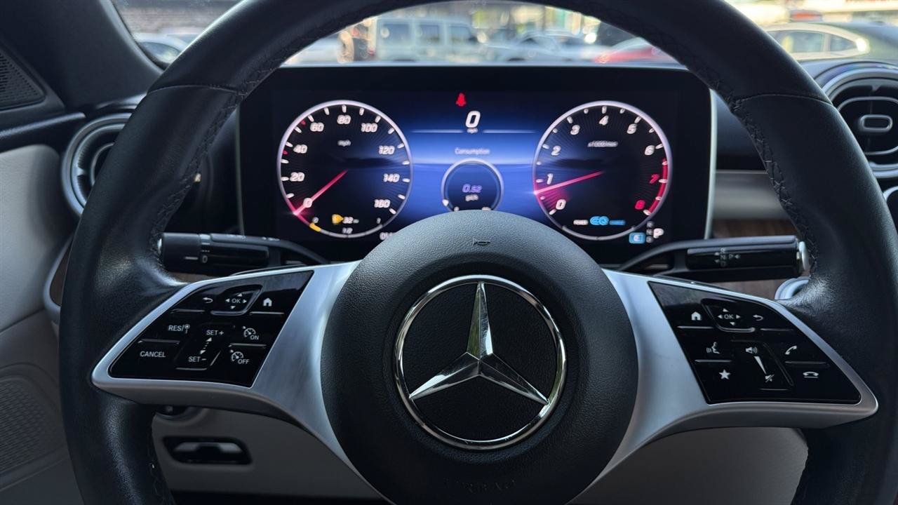 Used 2022 Mercedes-Benz C 300 4MATIC Sedan image 47
