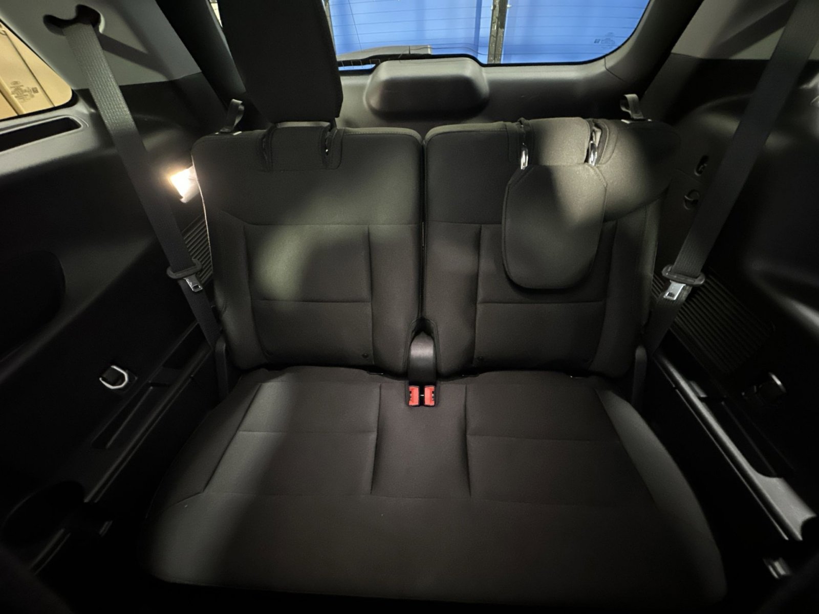 Used 2024 Ford Explorer XLT w/ Class IV Trailer Tow Package image 32