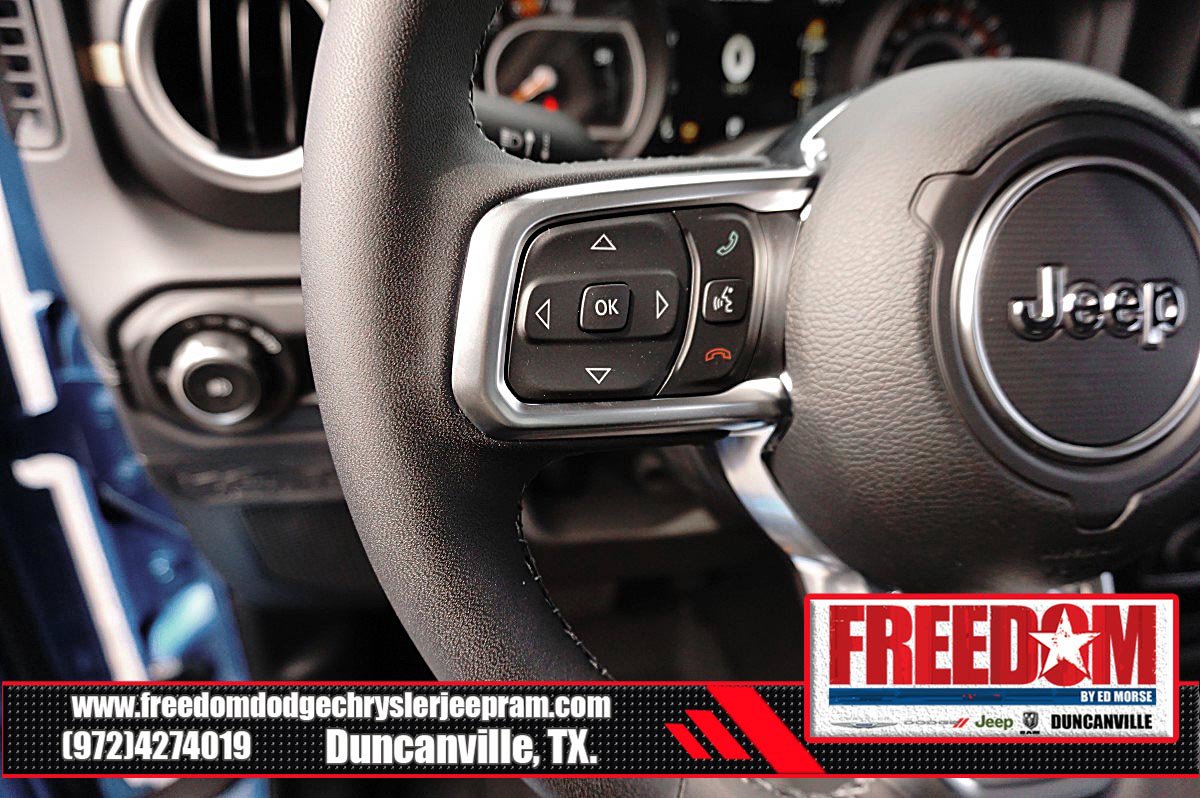 New 2026 Jeep Wrangler Unlimited Sahara w/ Whitecap Package AWD/4WD image 26
