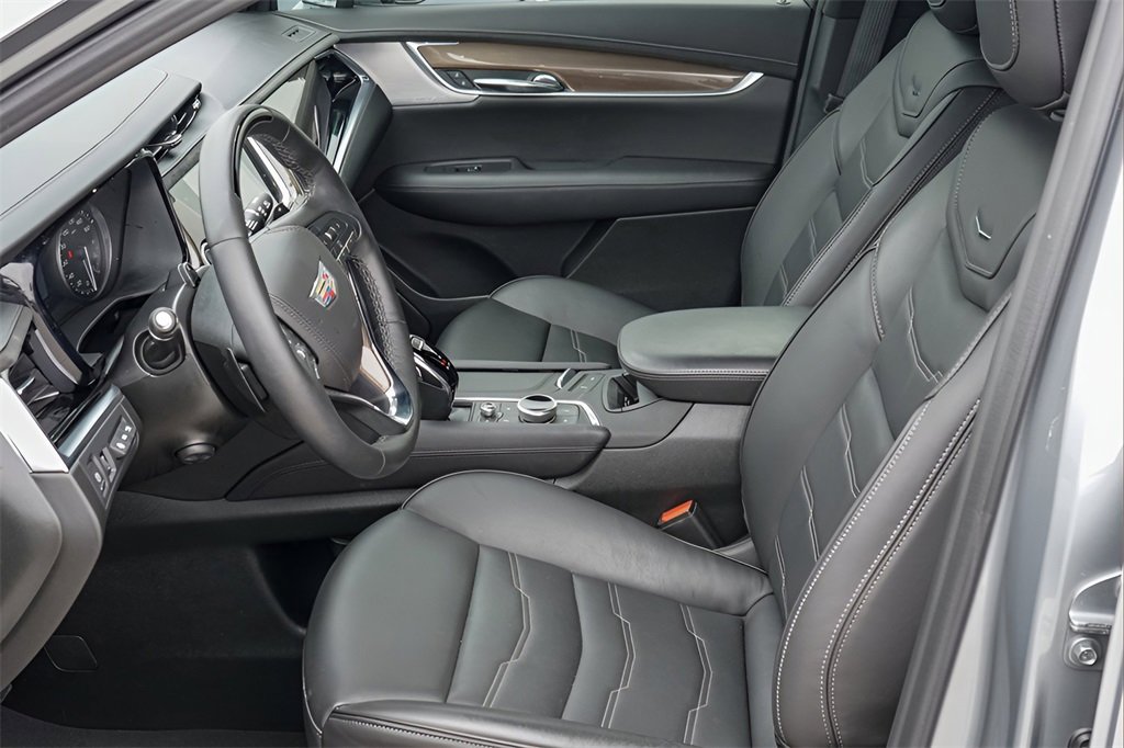 New 2025 Cadillac XT6 Premium Luxury w/ Platinum Package image 10