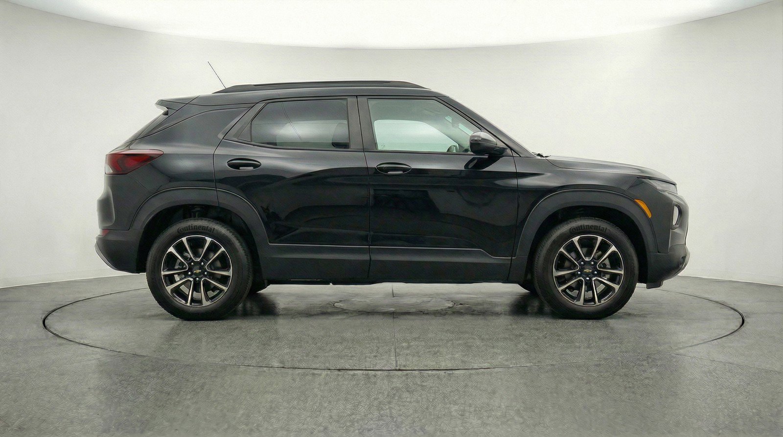 Used 2025 Chevrolet TrailBlazer LT FWD image 11