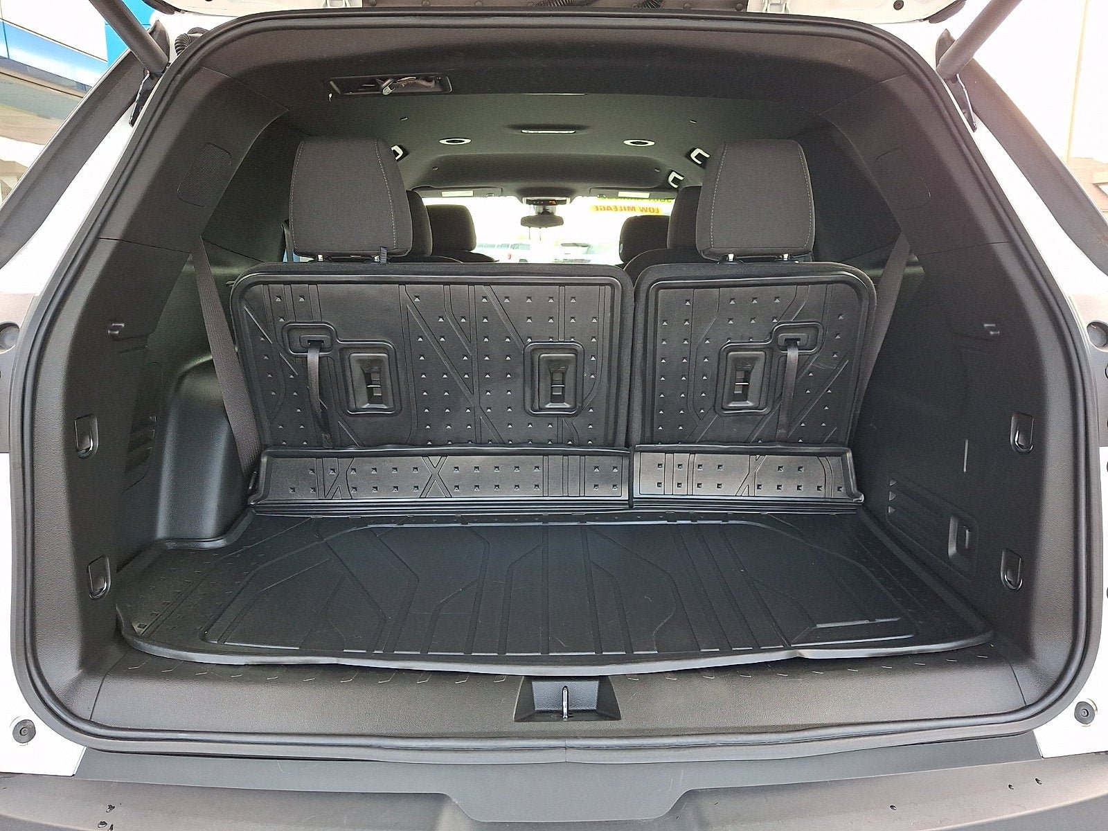 Used 2023 Chevrolet Traverse LT w/ LPO, Floor Liner Package AWD/4WD image 30