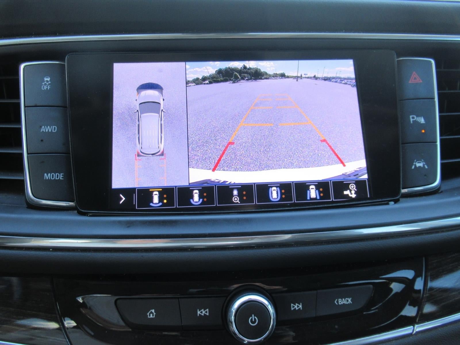 Used 2021 Buick Enclave Avenir w/ Avenir Technology Package AWD/4WD image 31