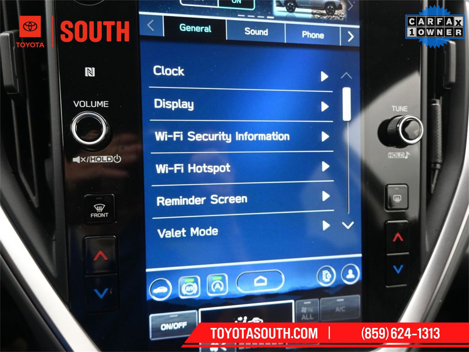 Used 2024 Subaru Crosstrek 2.0i Premium image 22