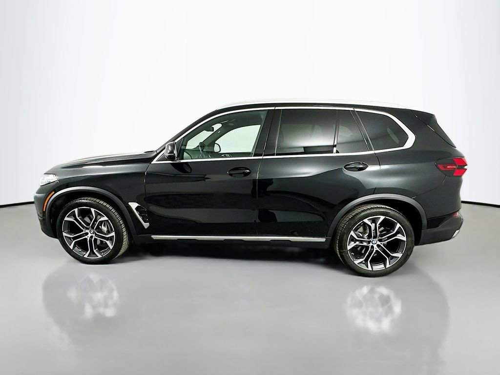 Certified 2024 BMW X5 xDrive40i w/ Premium Package image 8