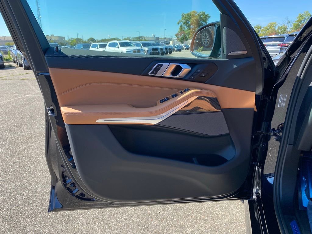 New 2026 BMW X5 M60i image 15