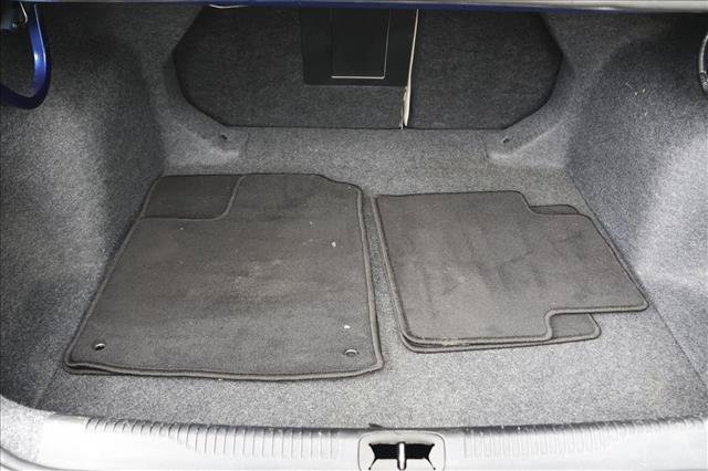 Used 2015 Chrysler 200 Limited FWD image 23