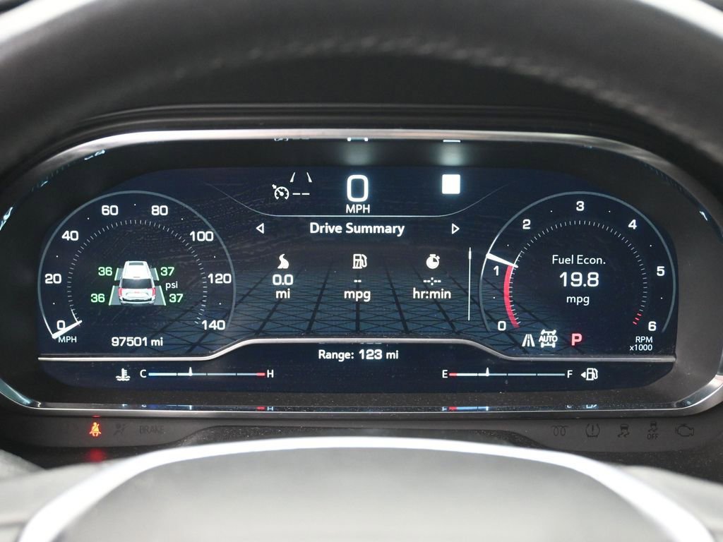 Used 2023 GMC Yukon XL SLT image 12