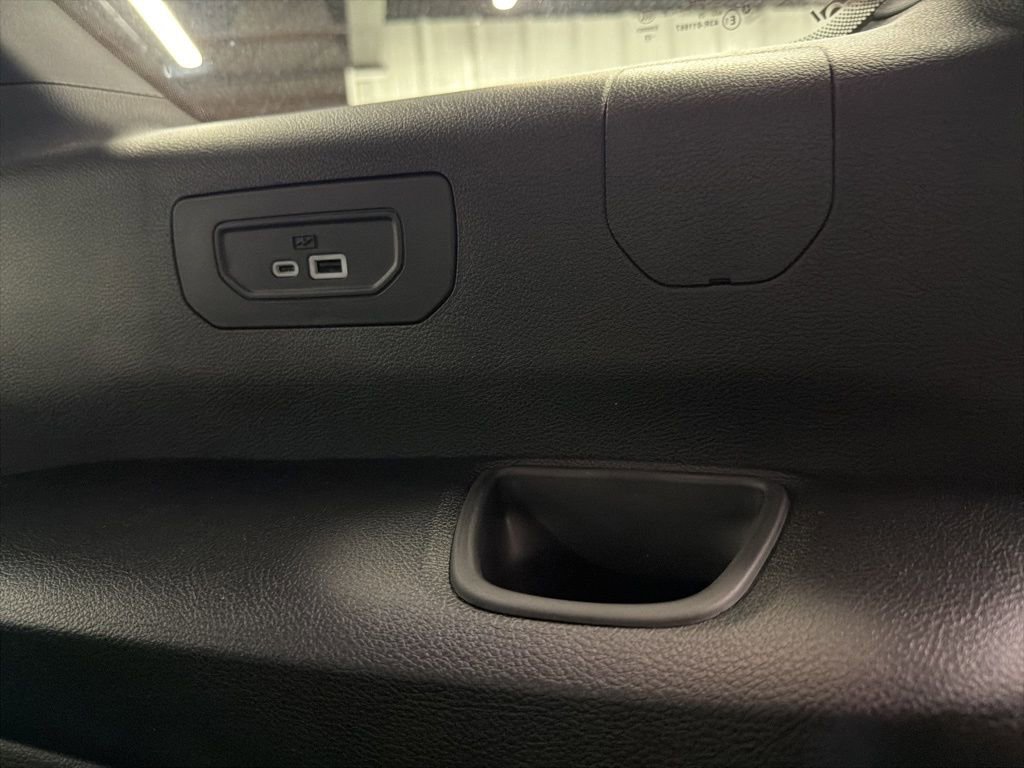 New 2025 Jeep Grand Cherokee L Altitude image 13