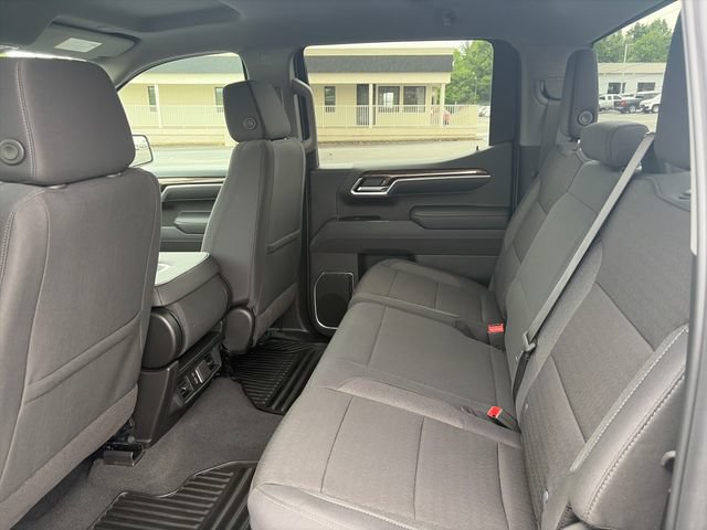 Used 2025 Chevrolet Silverado 1500 LT AWD/4WD image 16