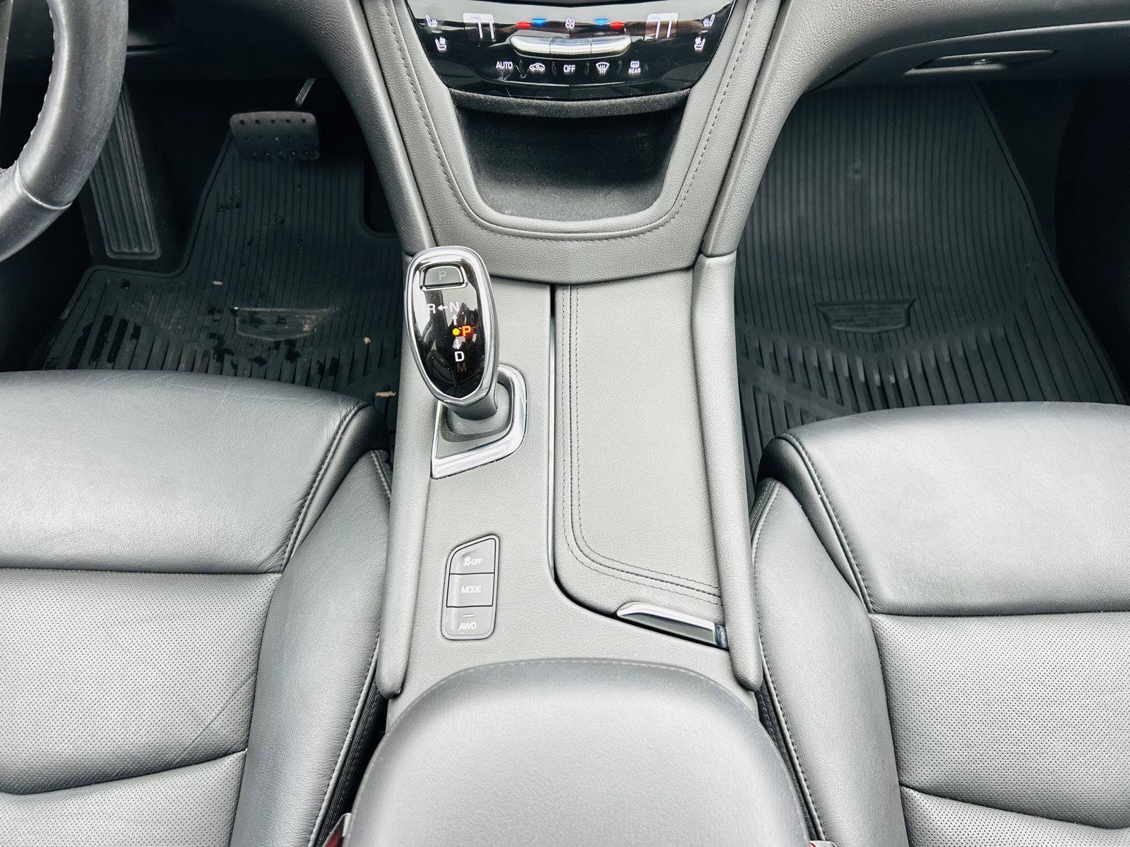 Used 2019 Cadillac XT5 Premium Luxury w/ Driver Assist Package image 26