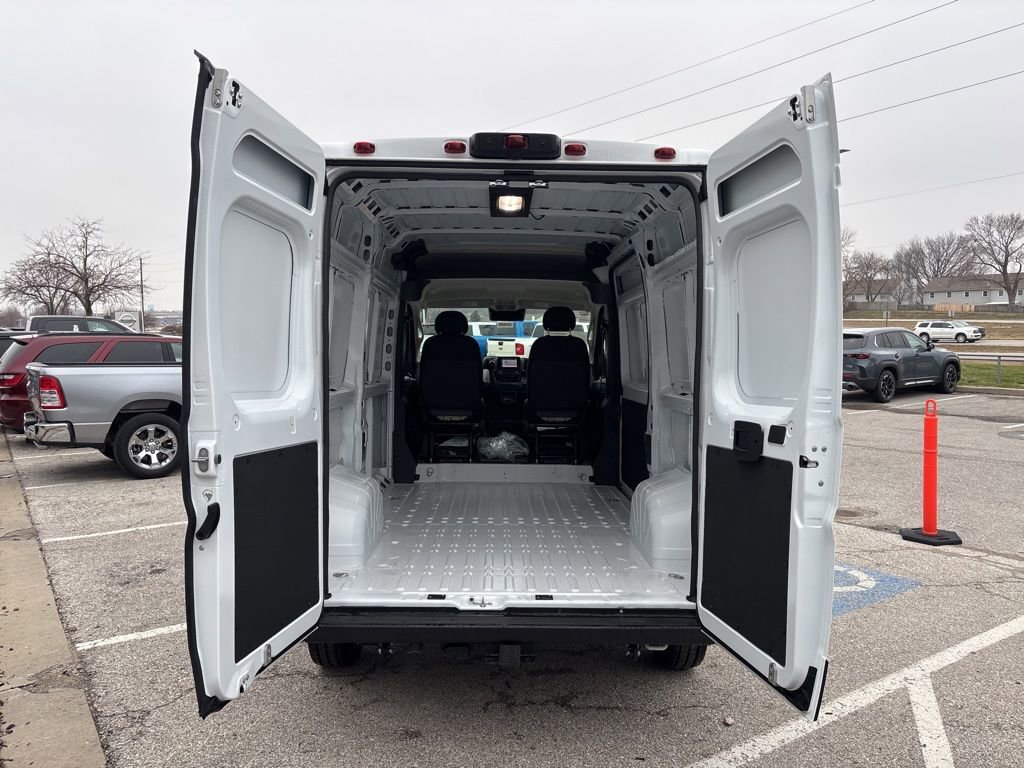 New 2026 RAM ProMaster 2500 image 2