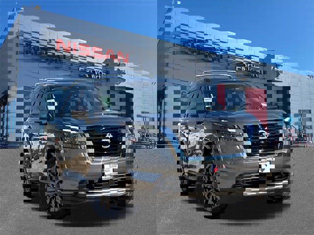 New 2025 Nissan Pathfinder SL w/ SL Premium Package