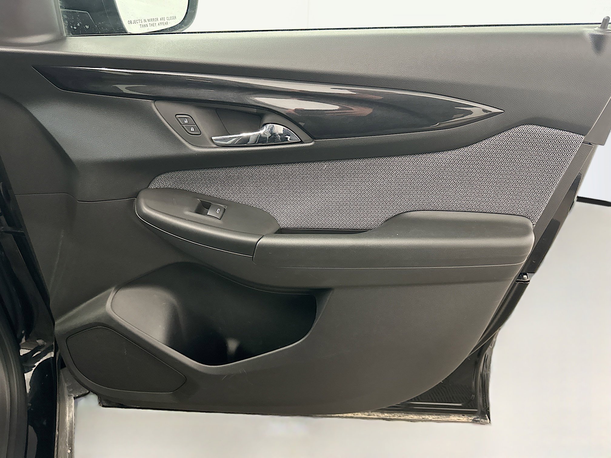 Used 2025 Chevrolet TrailBlazer LT image 32