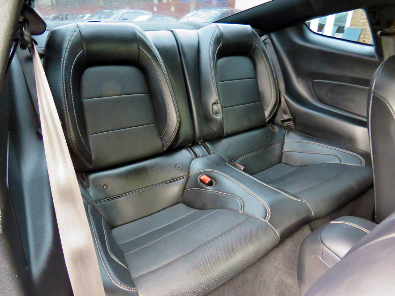 Used 2019 Ford Mustang GT Premium w/ Equipment Group 401A image 18