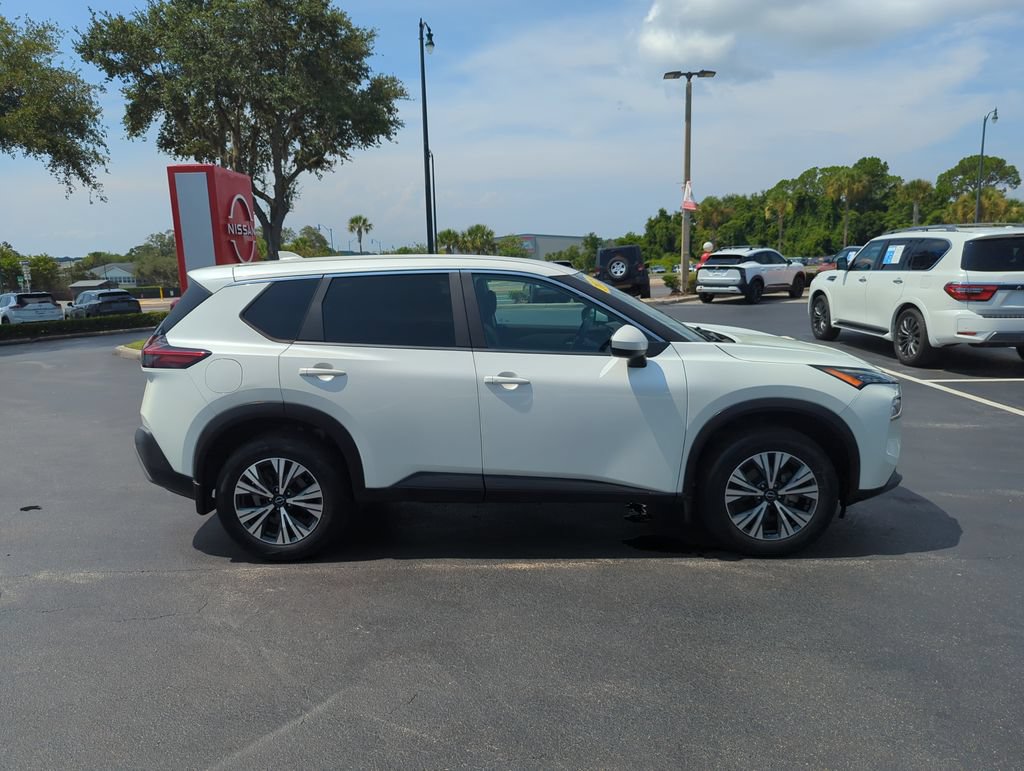 Certified 2023 Nissan Rogue SV AWD/4WD image 3