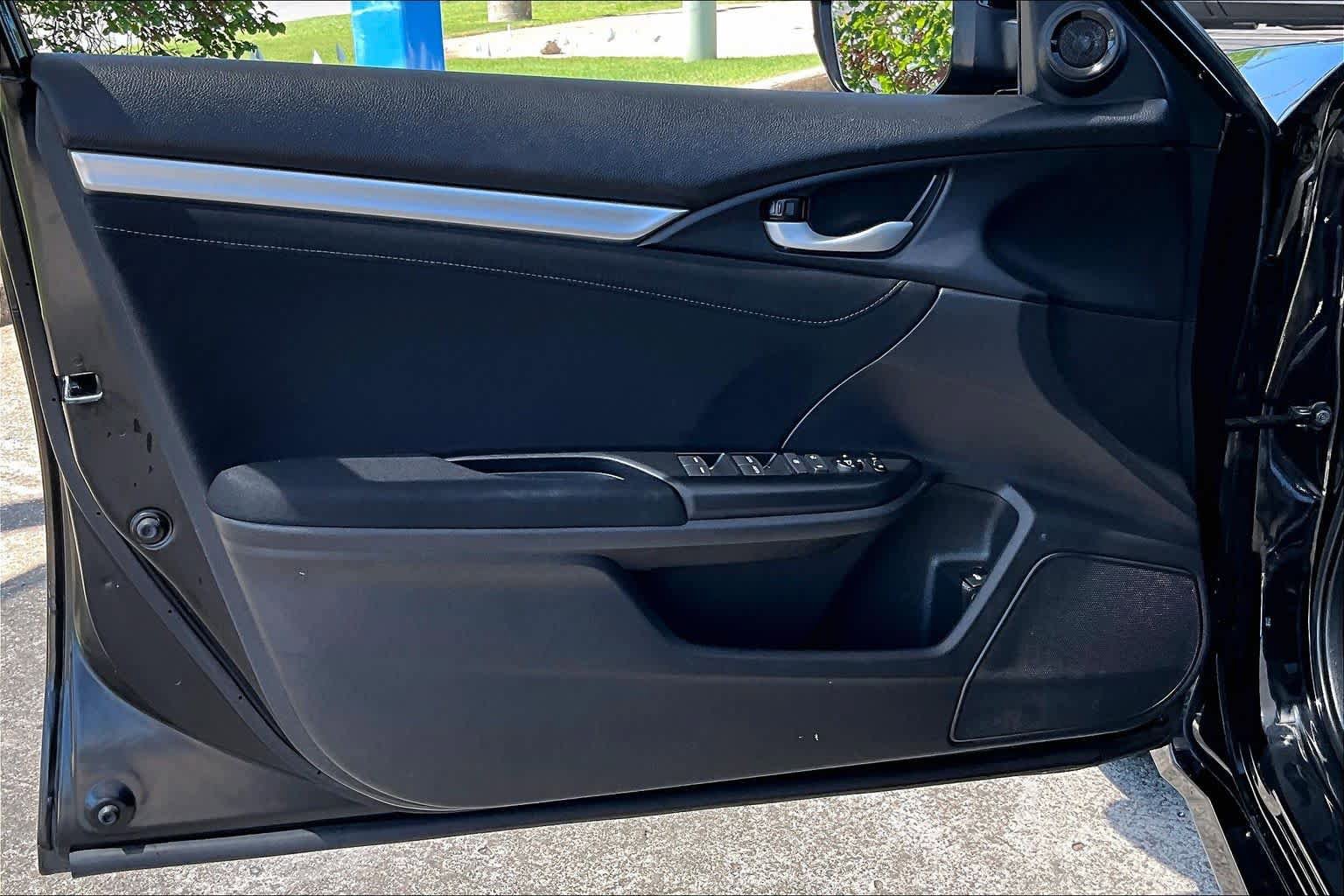 Used 2021 Honda Civic EX image 21
