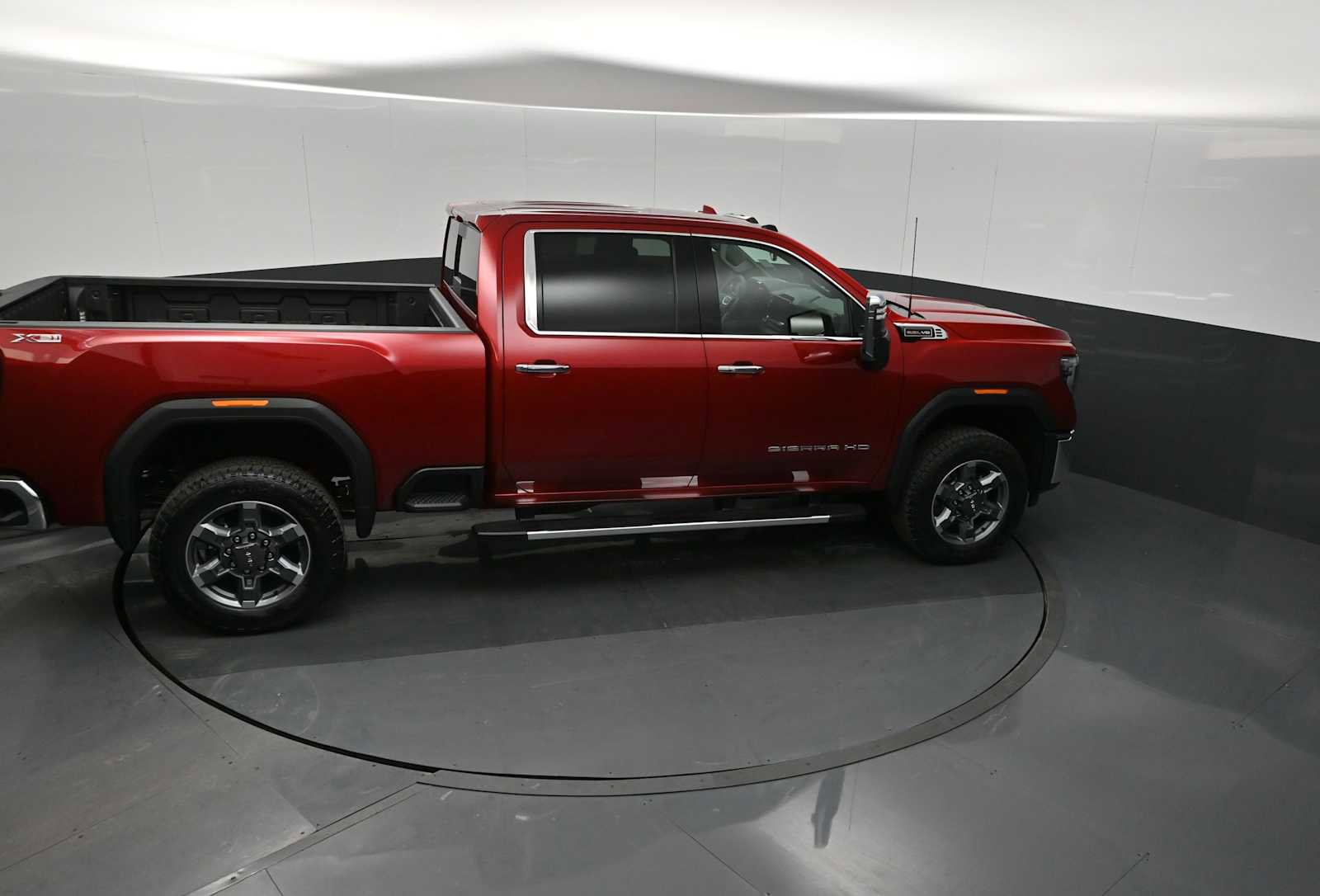 New 2026 GMC Sierra 2500 SLT w/ SLT Premium Package image 17