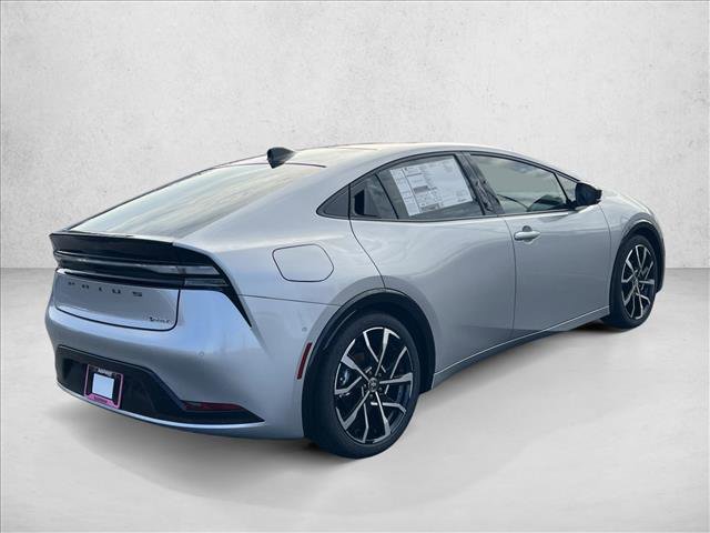 New 2026 Toyota Prius Plug-In Hybrid FWD image 2