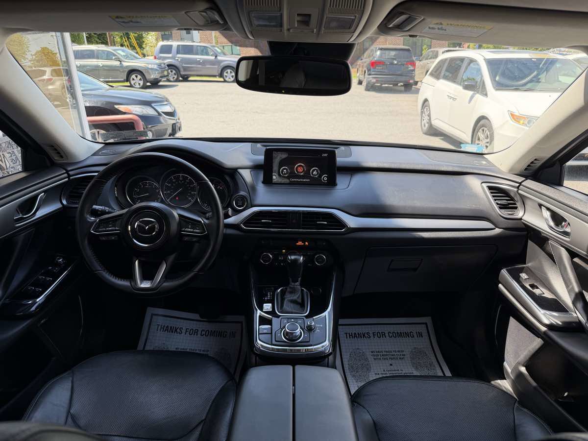 Used 2018 MAZDA CX-9 Touring w/ Touring Premium Package AWD/4WD image 13