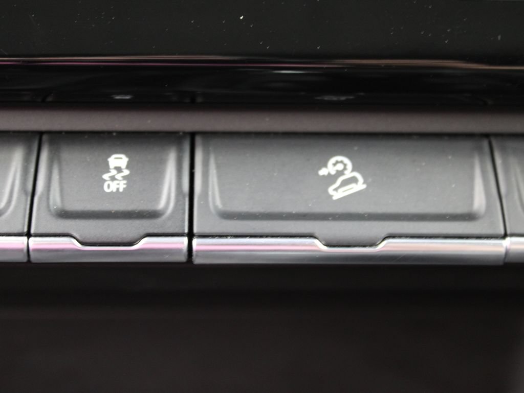 Used 2026 GMC Sierra 2500 AT4 w/ Technology Package AWD/4WD image 74