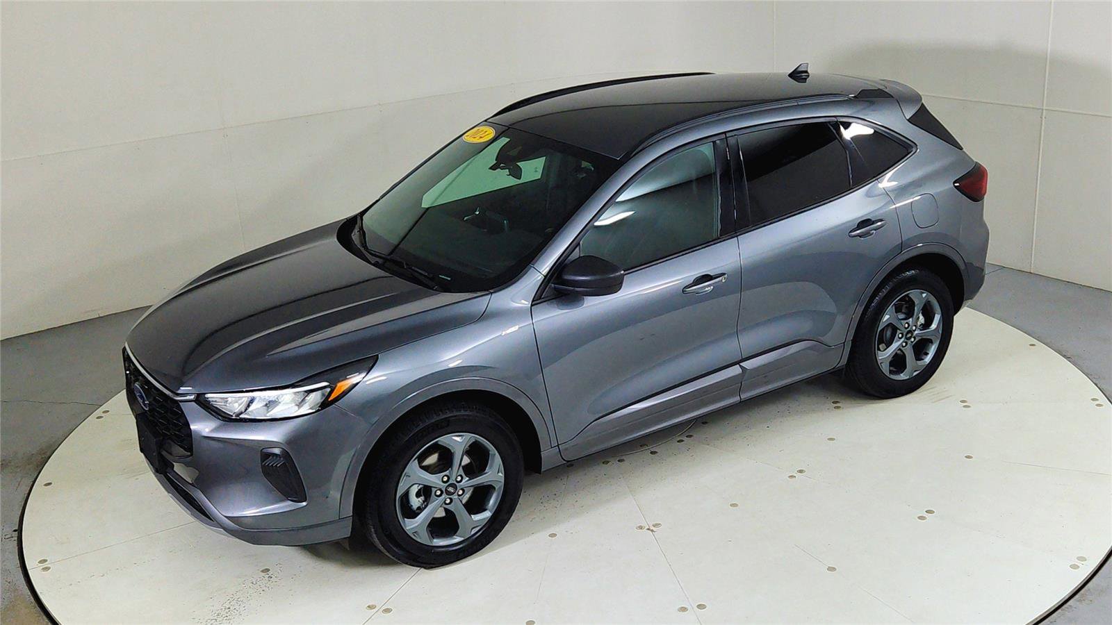 Used 2024 Ford Escape ST-Line image 18